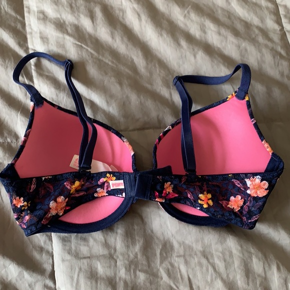 PINK push-up 32C bra - Picture 2 of 5